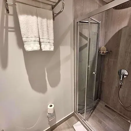 فندق 10m2