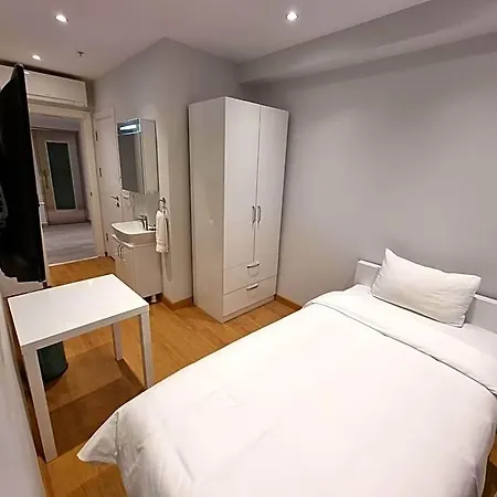 10m2 Otel